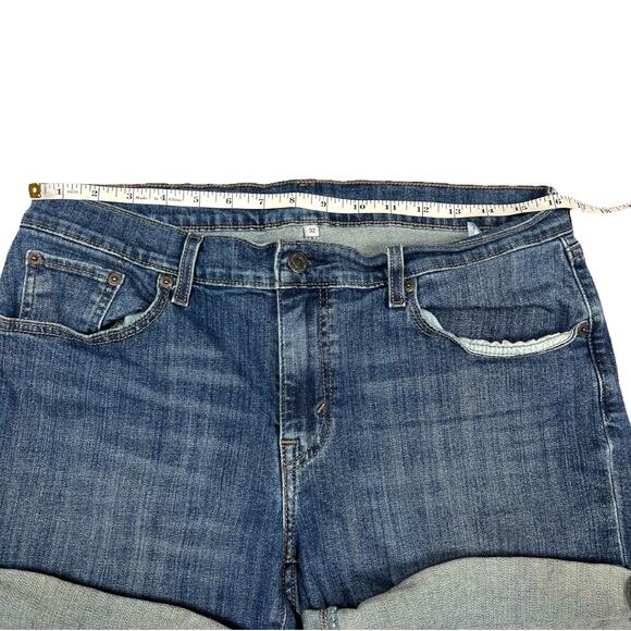 Levi's Jean Shorts‎ Mid-Length Medium Wash Blue Women's 32 Cotton Stretch Denim - Picture 4 of 12